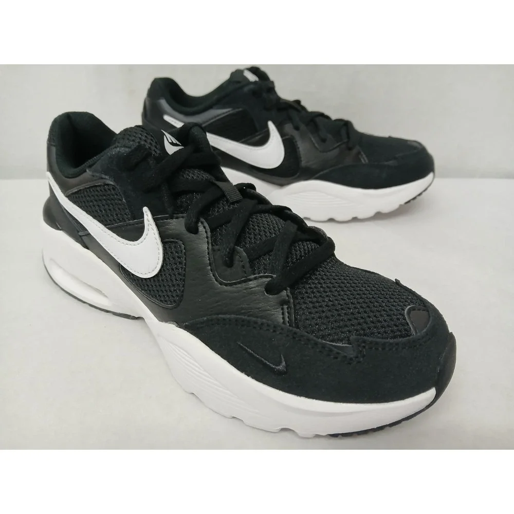 Nike Women's Air Max Fusion Training Shoes CJ1671-003 Black White Sz‎ 9